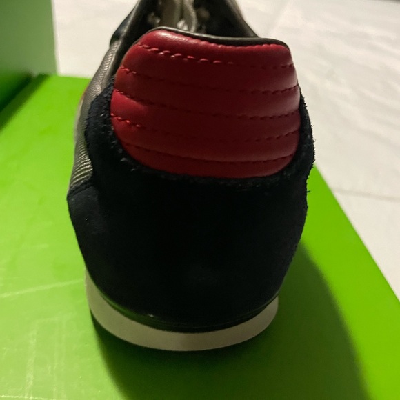 Akeen HUGO BOSS Sneakers pre owned in excellent condition no damage - Picture 5 of 9